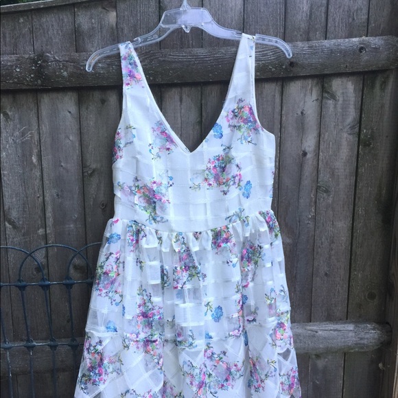 Anthropologie Dresses & Skirts - Anthropology floral summer dress